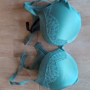 Victoria Secret bra, 34 C, teal